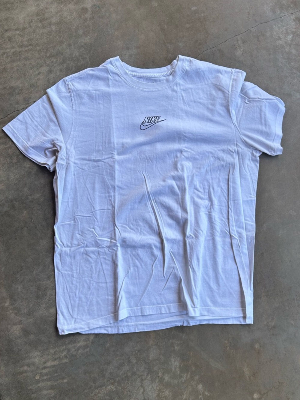 Nike Sneakers Polaroid graphic tee